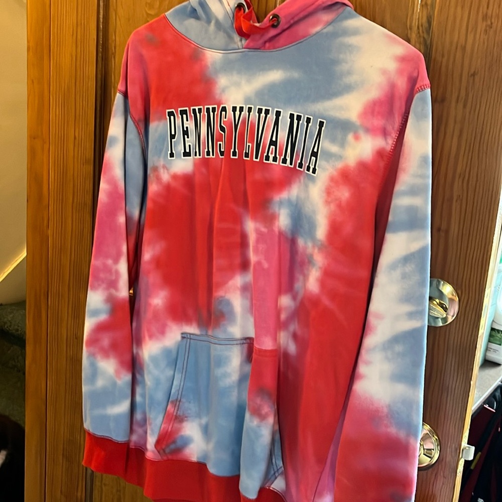 Pennsylvania red white and blue tie-dyed hooded sweatshirt size large